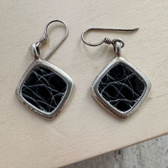 Vintage Labelle Sterling And Embossed Leather Earrings - Picture 1 of 5